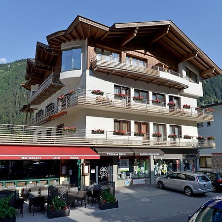 Hotel Garni Jennewein Mayrhofen Habitación foto