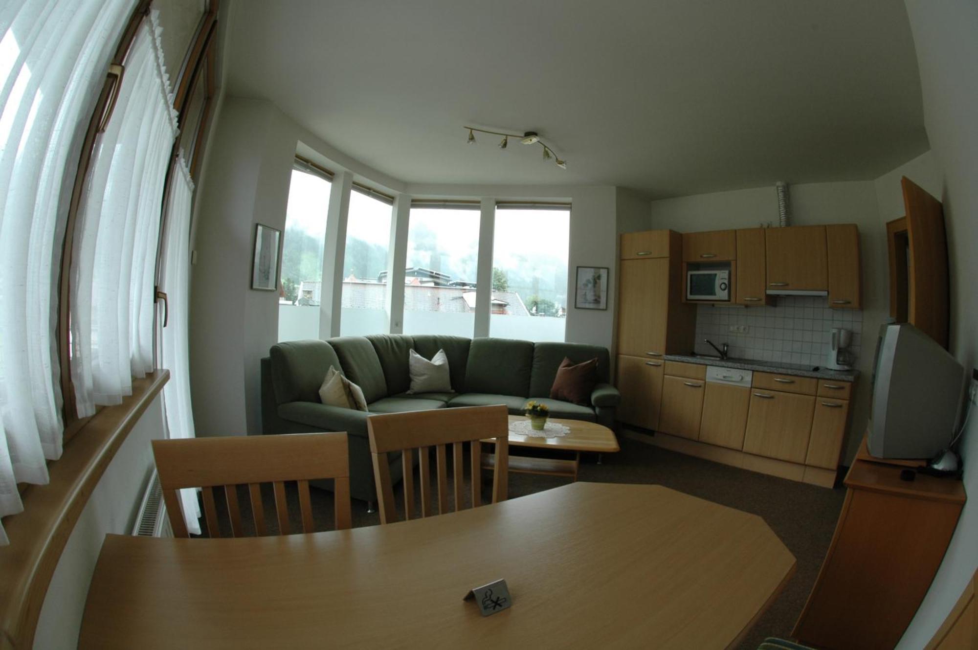Hotel Garni Jennewein Mayrhofen Habitación foto