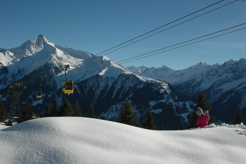 Hotel Garni Jennewein Mayrhofen Habitación foto